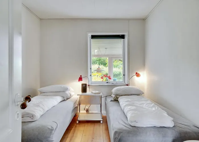 Gytta - 1km From The Sea By Interhome *